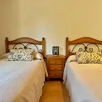 La Retama De La Encantada בית נופש *